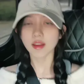 Mimin paling betah dah kalau lihat gaeul #gaeul #kimgaeul #ive 