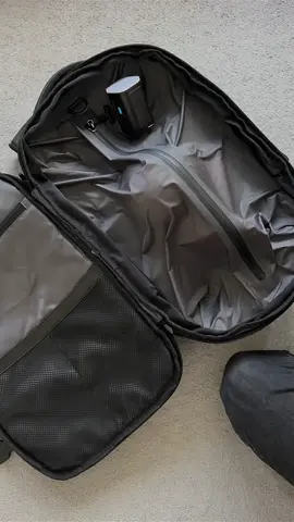 Vacpack 60L Expandable Travel Backpack: Water Resistant, Anti-Theft, and Vacuum Compression#foryou #parati #travel 