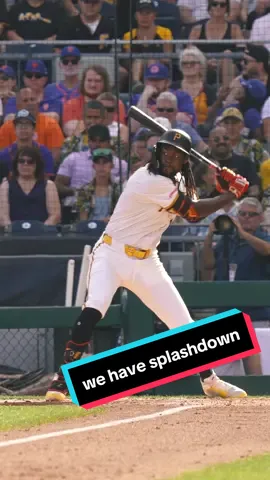 Oneil Cruz hit this ball a very long way 😮‍💨