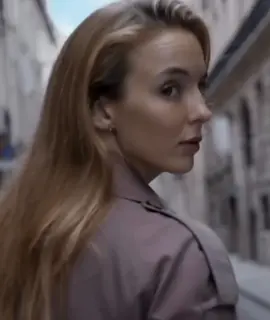 These gays… they’re trying to murder me! #killingeve #interviewwiththevampire #santanalopez #doctorwho #jobutupaki #everythingeverywhereallatonce #rockyhorrorpictureshow #ourflagmeansdeath #rebecca #rope #ursula #gusfring #jennifersbody #kimpossible #shego #bodiesbodiesbodies #edit #villains #evil #gay #queer #lgbtq #queercodedvillian #jennifercoolidge 