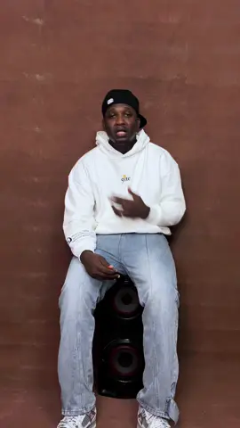 bts with @teamwizkiid HOODIES OUT ON THE 9th of this month😤🤎 …beautiful song by @Tems ft @Asake btw🔥 #9ite #9ites #fyp #fypage #fypツ #fypシ゚viral🖤tiktok #fashiontiktok #fashion #fashioninspo #aboutdamntime #comingsoon #winterfashion #asake #asakemusic #tems #temsbaby 