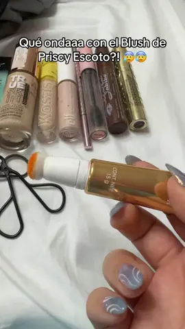 Alguien me explicaaa?! 😭😭 Literal no tiene ni 3 meses que lo compré!! Wtffffff😳 ¿A alguien más le pasó? #priscyescoto #sinlessbeauty #blush #maquillaje #makeup #maquillajecaducado #blushliquido 