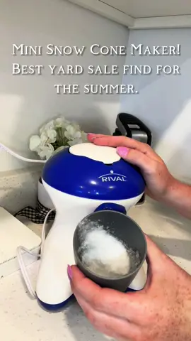 Staying cool with this cute little snow cone machine we found while going to yard sales today! #yardsale #yardsales #thrift #thrifted #thriftedhome #snowcone 