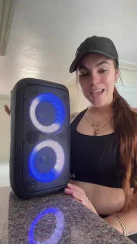 Bluetooth Speaker #speaker #bluetooth #carkaraoke #karaoke #karaoketiktok #karaokemicrophone #Summer #portable #bocina 