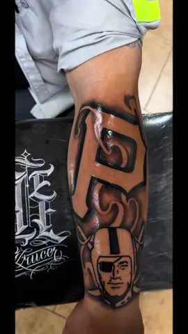 #raiders #pirates #tattoo #p #blasted #fresnotattoos #dopetattoos #art #fantattoo #sports #sportslover #football 