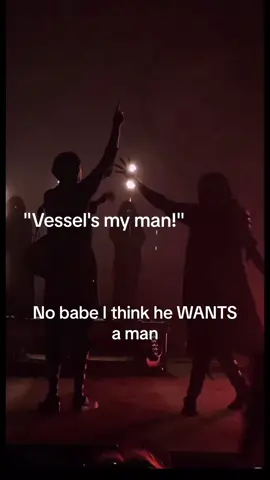 HIM STRADDLING ON STAGE HAS ME DEAD #sleeptoken #sleeptokenworship #vessel #sleeptokenvessel #sleeptokengay 