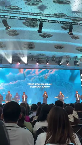 Sgala pujian syukur bagimu, kau hadir dalam hidupku, kini ku datang sujud di hadapanmu, memujimu, menyembahmu. Yesus ku menyembahmu #ndc #ndcworship #ndccentralpark #rohani_kristen #christiantiktok #kristentiktok #rohanikristen #christiansong 