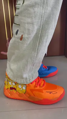 Quack quack 🐸#foryou #fyp #fypシ #vir #school #shoes #sneakers #shoeslaces 