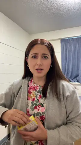 Al mal tiempo un pulparindo #undiaconmigo se logró amigas y al ratito toca excursión a un museo #quehacerencanada