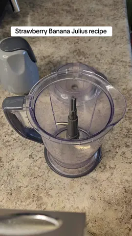 strawberry banana Julius recipe  #julius #strawberry #strawberryjulius #strawberrybananajulius #strawberrybanana#Recipe #drink #smoothie #smoothies 