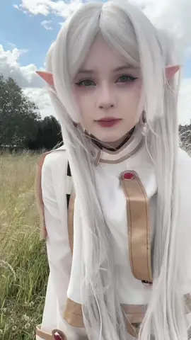Frieren clips (idk) I will miss this cosplay #frierencosplay #frierenbeyondjourneysend #frieren #animecosplay #anime 