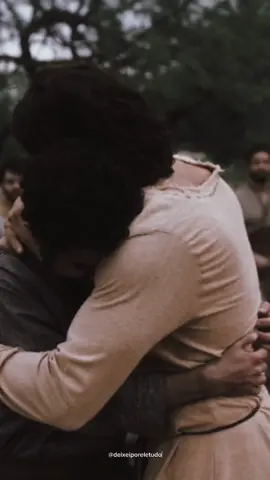 🔥 LEIA A LEGENDA 🔥  Neste momento de dor e saudade, lembre-se do amor infinito de Jesus. Ele conhece a profundidade do seu luto e está ao seu lado, oferecendo conforto e paz. Jesus disse: 