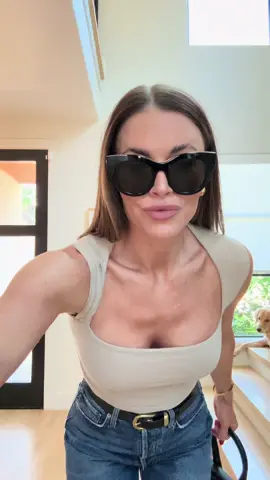 Huge sale this weekend on all my favorite tops! 25% off + try SUITEAF for extra $$ off ! Outfit linked on my LTK shop! . . #abercrombie #abercrombiehaul #chicoutfitideas #gdwm #grwm #getdressedwithme #outfitideas #oldmoneyaesthetic #millennialsoftiktok #summeroutfit 