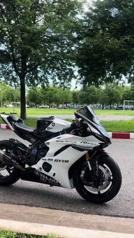 R15 Mโตใหม่   เจ้าของที่ชอบหลอกเด็ก #r15 #r6 #yamahar6 #yamaha 