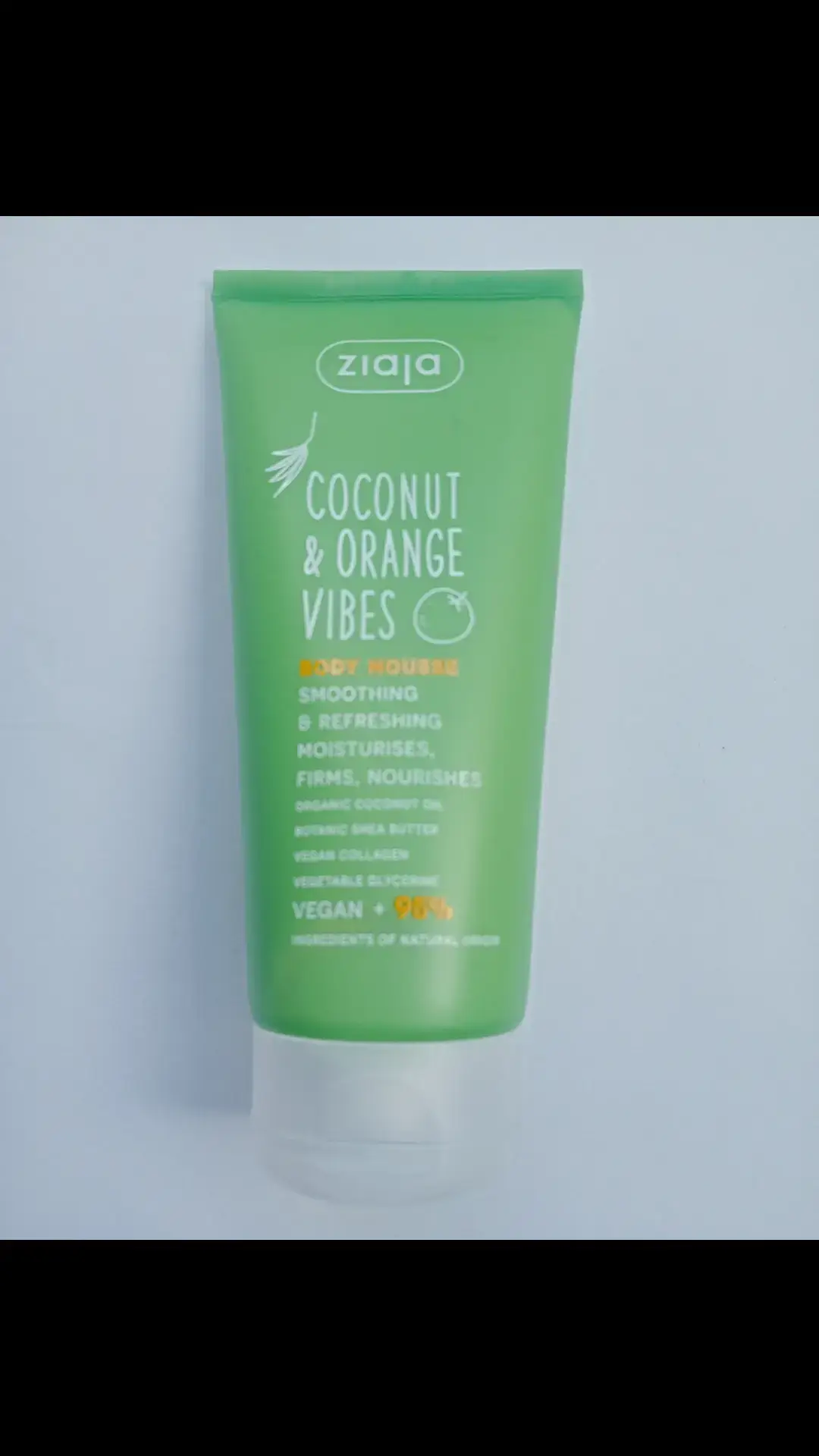 💚ZIAJA💚 Coconut & Orange Vibes Body Mousse Smoothing & Refreshing  Moisturises, Firms, Nourishes I love the light fluffy texture, massage into the skin and leaves for a few minutes absorbs so well and the fragrance is gorgeous. Ingredients included : Organic Coconut Oil Botanic Shea Butter  Vegan Collagen Vegetable Glycerine Such a beautiful mousse  Use my code SUE for 10% off https://ziajaonline.co.uk?sca_ref=6071775.tNN1vxJpNc @ziaja_uk  #ziaja  #ziajauk  #ziajabodymousse  #vegan  #plantbased  #veganbodycare  #veganbodycareproducts  #skincareroutine  #gifted  #affiliate  #ad 