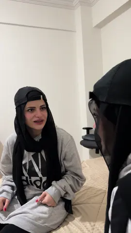 بنات اذكياء 😁😁#ام_سيف #جيفارا_العلي #نانو 