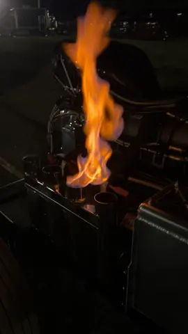 Let it burn 🔥 #fyp #pulling #truckpulling #truck #trucks #truckpull #girls #modified 