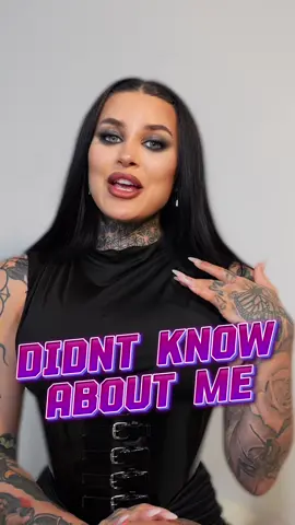 6 Things about me #shinyfashion #latexfashion #leatherfashion #aboutme 