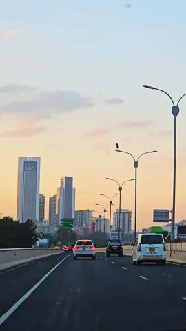 a drive through nairobi ❤️ such a beautiful city 😍  #kenyantiktok🇰🇪 #nairobi #magicalkenya #tembeakenya #fyp #viral #CapCut 