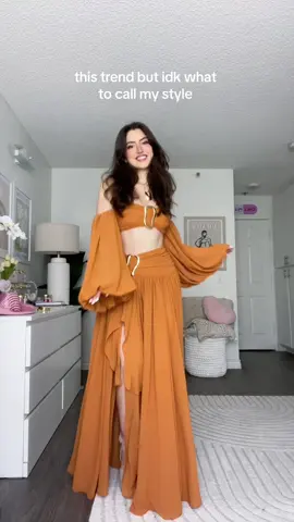 give this style a name in the comments pls and thanks 🫶 I actually want to make 100 more videos to this audio LOL #notsophiesilva #outfitinspo 