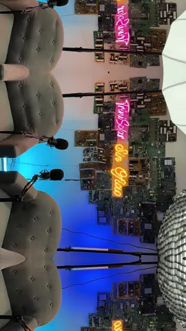 #bolivia #bolivia🇧🇴 #podcast #set #alquiler #productora #dji  Creamos tu podcast  por episodioy 120 bs 