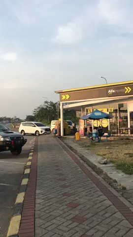 Emang sebagus ini ya 😇 View indah di Rest Area KM.66B Malang-Pandaan #fyp #4u #jasamarga #trendingsong 