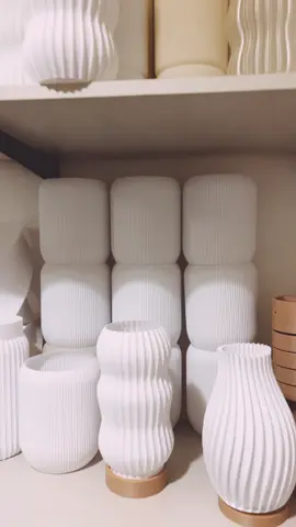 Armando pedidos con mi compañero de lujo! 🤩🫶🏻 #emprendimiento #iluminacion #argentina #novios #impresion3dargentina #parejaemprendedora #sustentable #fyp #impresion3d #deco 