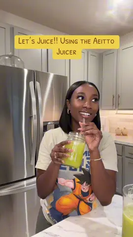 Lets Juice using the slow juicer from @Aeitto yall i love it click the link to shop #fyp #foryoupage #foryou #juicingrecipes #health #greenjuice