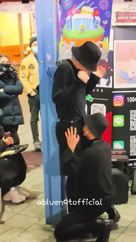 🔞🔞  #BUSKING #HONGDAEBUSKING #FORYOUPAGE #FORYOU #BL #BOYSLOVE #ratedr #rated18 #KINGDOMSBUSKING #ANTARESBUSKING #WOORAM #TAKHYEON 