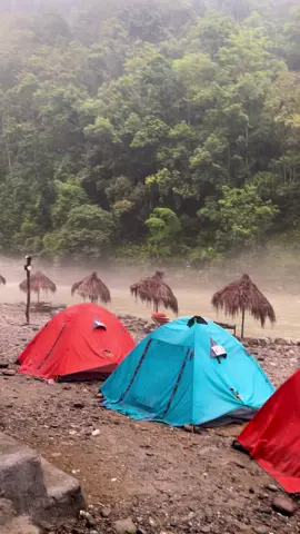 📍Sukute Beach #fyp #explore #sukutebeach #travel #rafting #raining #monsoon 