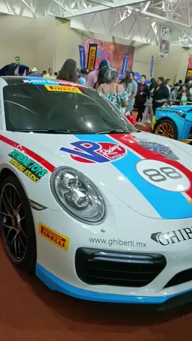 Hoy visitamos la exposición de coches exóticos @Bashroadtouroficial en Zacatecas. #mexico🇲🇽 #parati #autosdeportivos #autos #drift  