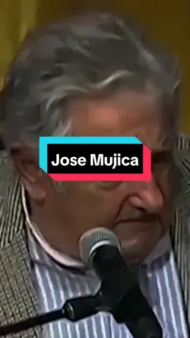 El gran José Mujica, palabras conmovedoras para una actualidad que está cada vez se está rindiendo más. #pepemujica #frasesmotivadoras #obrador #palabras #reflexion #vida #jovenes 