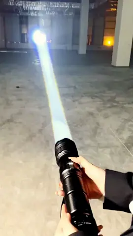 Brightest Outdoor Tactical Big Torch #Outdoors #campinglight #ledlights #gadgets #torch #fyp #lantern #lamp #Tech #bigtorch #foryou #brightestflashlight #fishlight 