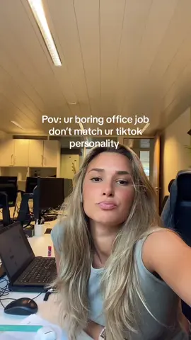 #corporatelife #corporatehumor #worklifebalance #fyp #fy #perty #reallife 