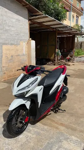 Click 150i - 2022 #ပစ္စည်းစုံ#အော်ကီလို၈၀၀၀ ဘီးအသစ်ဆိုဒ်#တောင်ကြီး အေးသာယာ ကြည့်ရှု#09787873558