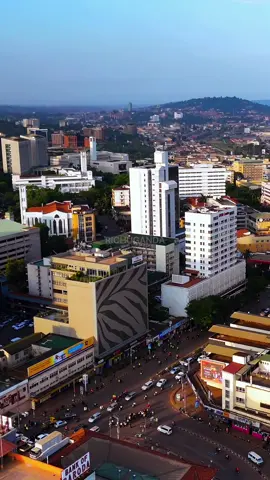 Kampala City is the capital of Uganda and is one of the fast-growing Cities in Africa whereby it has attracted quite a number of traveler tours.  Near the banks of Lake Victoria, Kampala, the capital of Uganda, is a lively city with a long history. Before the British, the city was the capital of the Buganda Kingdom, and remains so to this day. The city sits on several hills.  🎥:RICHUGANDA #richuganda🇺🇬 #kevinsb #uganda #kampala_uganda #visituganda 