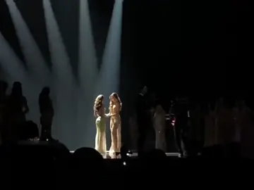 Xem lại khoảnh khắc Fan Thái hò hét khi Thùy Tiên đăng quang Miss Grand International 2021. Nhìn các thí sinh và khán giả cho thấy một kết quả xứng đáng☺️ #misstung_team 