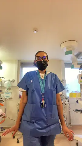 Mon meilleur outfit 😂🥰 #outfit #nurse #shif #fyp #pourtoi 