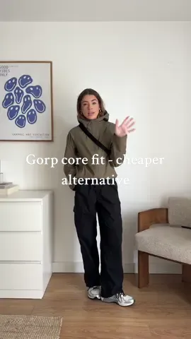 Replying to @Manuela 🌻🏁☀️🫶🏼 arcteryx energy, affordable version - i appologise for the amount of times i say energy  #arcteryx #uniqlofinds #gorpcorefashion #gorpcore