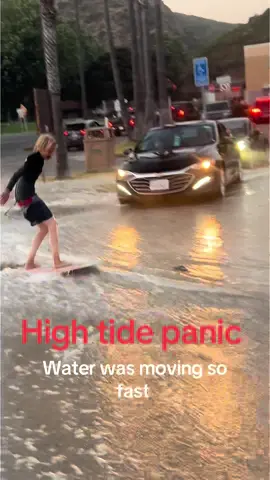 High tide turns peaceful day into a panic #skimboarding #california #shorebreak #oc #beach #life #sunset #scared #dangerous #4thofjuly 