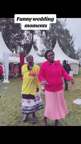 Kujipa raha mwenyewe😂😂#qipphotography #trending #africantiktok #hype #fypシ #africa #trend #studio #kenyantiktok #weddingdance #weddingtiktok #kenyantiktok 