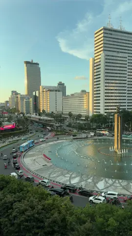 Vibes sore Bundaran HI 👀 #fypシ #jakarta 