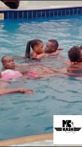 Swimming lessons ongoing on 0702079305#fyppppppppppppppppppppppp #mckash #ugandaswimmingpools #poolparty 