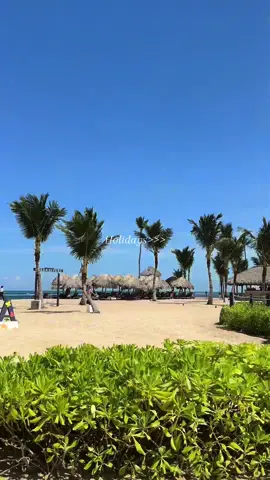 All i think about is being on holiday 🥹 #holidays #vacation #CapCut 