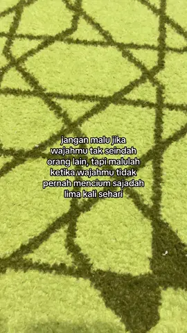 The thing is very bad in eyes of Allah swt..nauzubillah..😌#fypシ #reminderislamic #dakwah #arabicsong #arabic #hijrahkudakwahku #fypp #