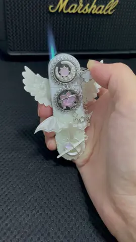 Angel Lighter #coollighter #lighter #lighters #hellokitty #gift #tiktokshop #fyp 