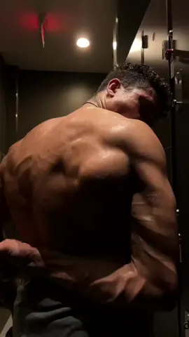 Transform your fitness journey with our Ultimate Calisthenics Training video! Discover the power of bodyweight exercises that sculpt and strengthen your entire body, no gym required. Follow for more🔥💪#viralvideo #handstand #fyp #motivation #trending #aestheticvideos #aesthetic #viraltiktok #inspiration #trendingvideo #gymmotivation #gymmotivational #gym #gymworkout #calisthenicsvideos #calisthenics #calisthenicsworkout #famous #handstandchallenge #pushupvideo 