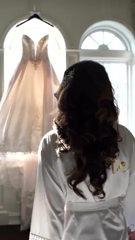 Lets take a moment for one of our stunning brides Tasha 🔥💍 #bride #njwedding #njbride #foryou #weddingtiktok #cinematography #videography #bridal 