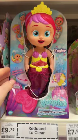 Back with a another bargain find for all you guys! Excuse the state of me but when i found out tesco had a cracking toy sale best believe i got in my car and went straight there haha!   @Tesco #motherhood #toysale #tescofinds #tescotoysale #christmas #bargainshopping 