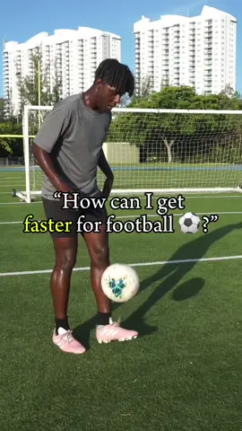A great drill to get faster for football ⚽️✅ #fyp #Soccer #football #tutorial #skill 